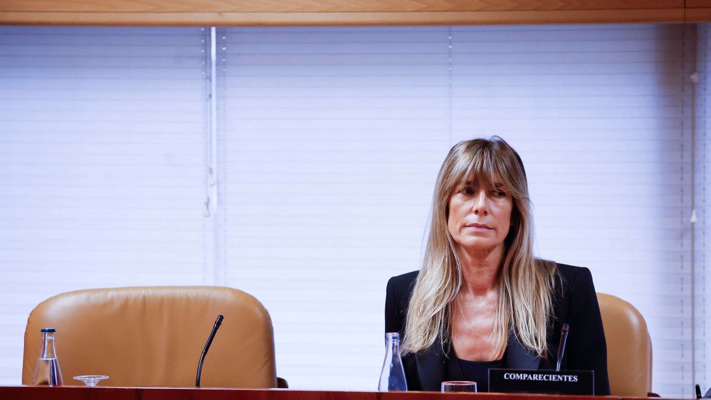 El juez Peinado pide nuevos escritos tras archivar dos delitos en el caso Begoña Gómez