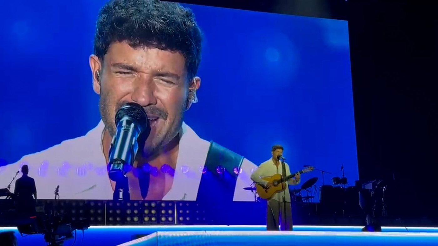 Pablo Alborán reúne a 4.500 personas en Mallorca con un concierto cargado de emociones y estreno musical