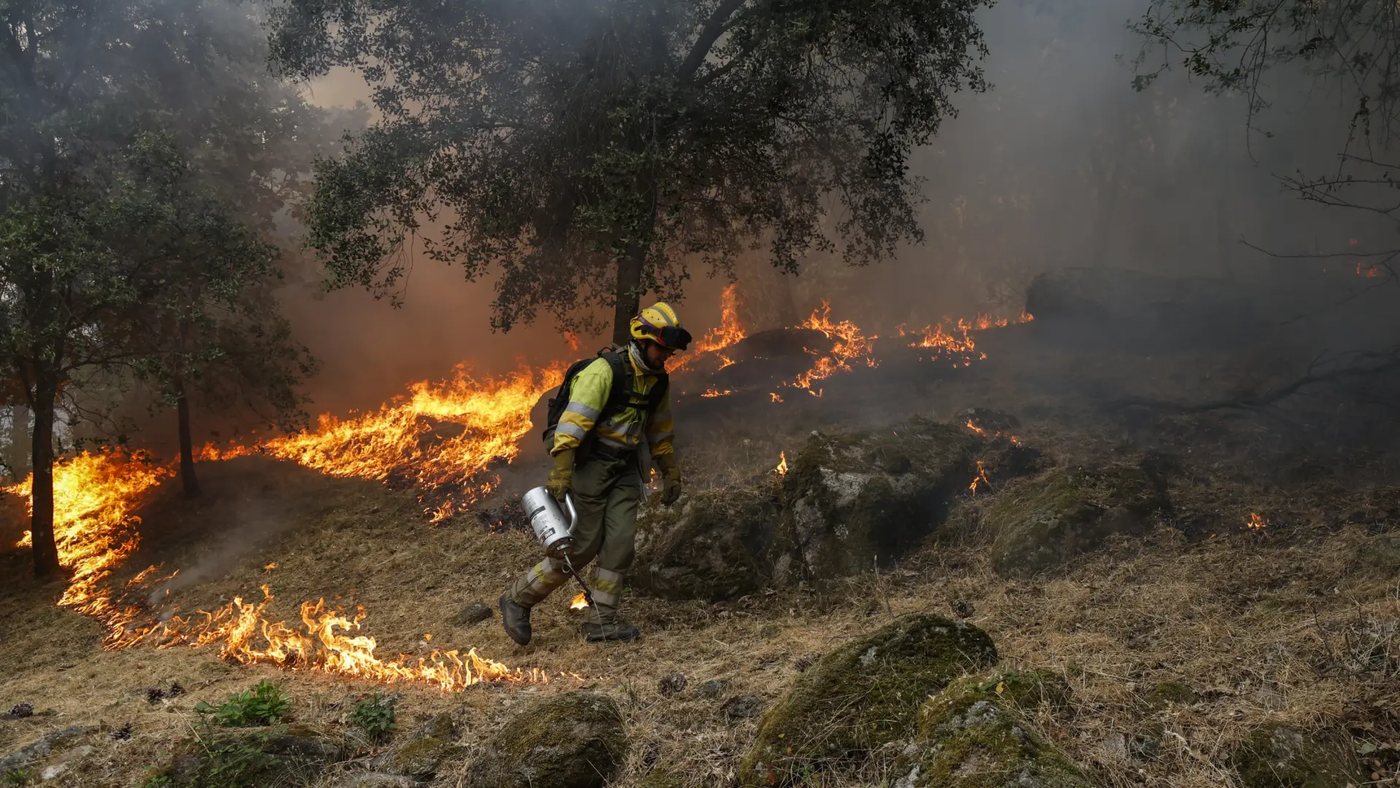 España afronta una factura de hasta 3.300 millones por la extinción de incendios en 2026