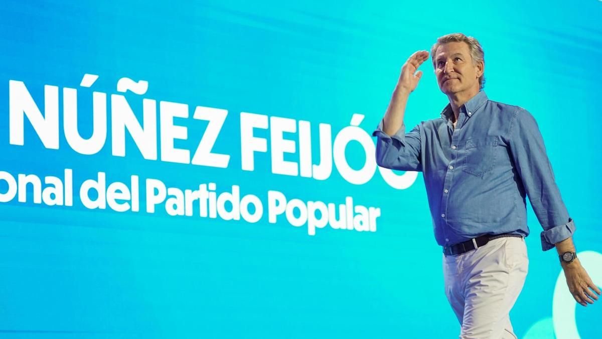 Feijóo defiende sus polémicas sobre absentismo y ley de nietos como «debates valientes»