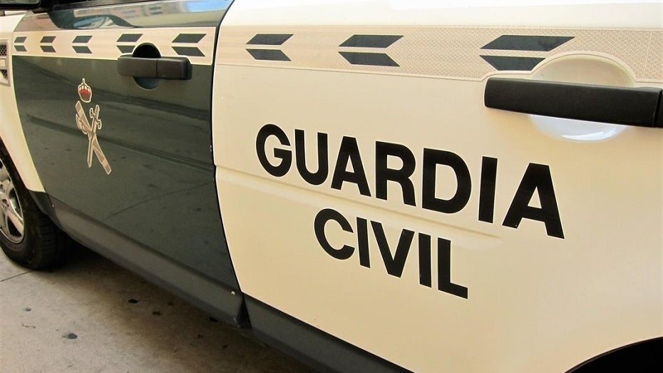Detenido en Almería por amenazar con explosionar un edificio con gasolina para impedir un desahucio